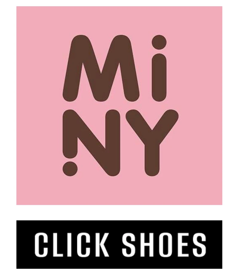 Vaaleanpunaisella taustalla ruskea MI•NY-logo, jonka pisteelementit ovat typografisesti korostettuja. Alapuolella mustalla taustalla valkoisella teksti 'CLICK SHOES' kapiteelikirjaimin.